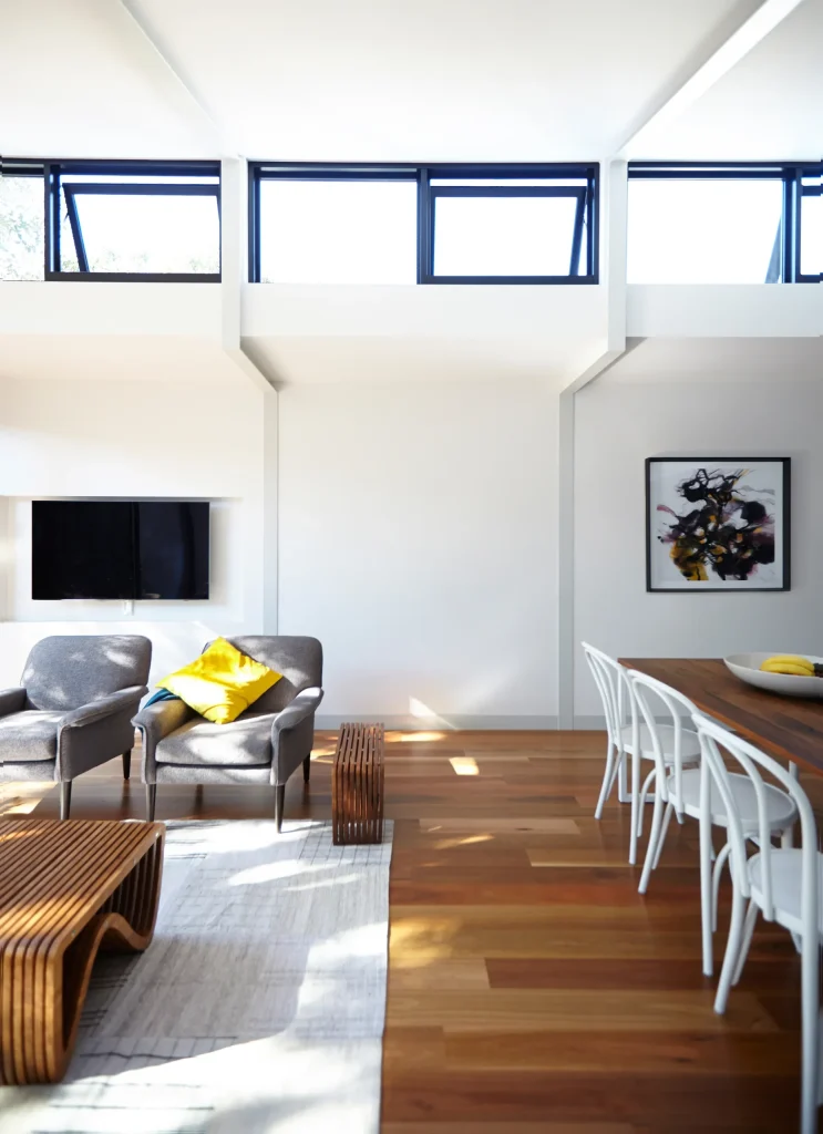 Elsternwick 702