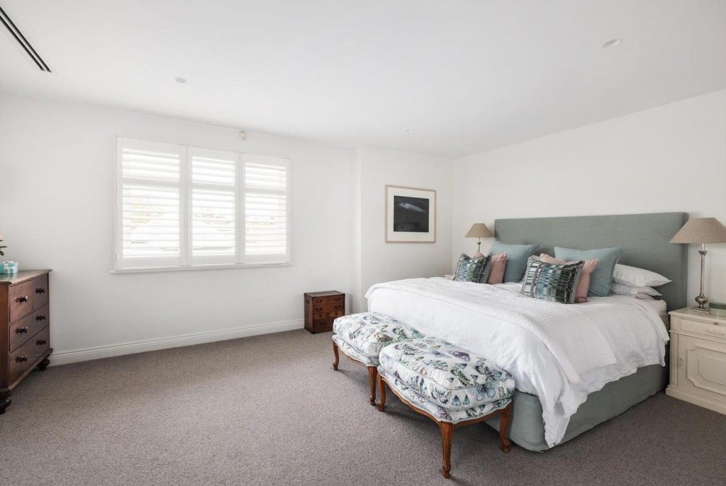 Glen Iris 128