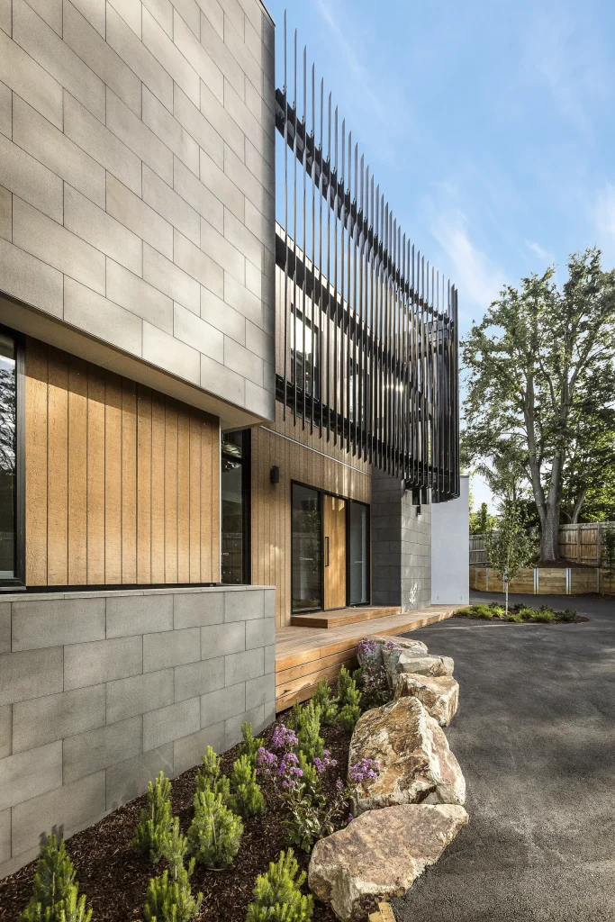 Glen Iris 126