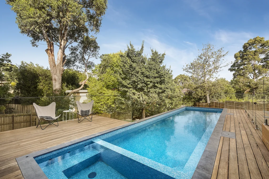 Glen Iris 126