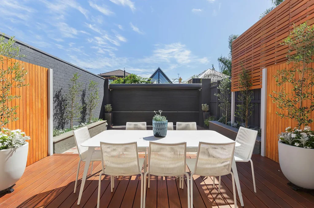 Prahran 230