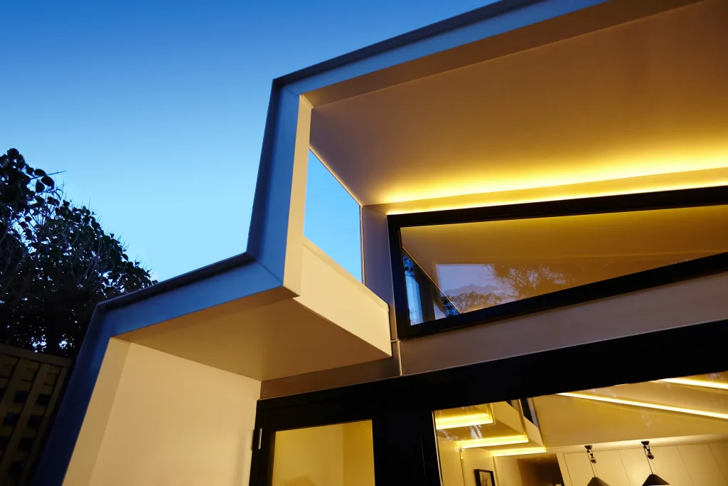 Elsternwick 702